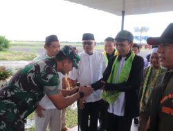 Dandim 0414/Belitung Sambut Kedatangan UAS di Bandara H.A.S Hanandjoeddin