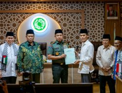 Panglima TNI Kunjungan ke MUI Bahas Masalah Keagamaan dan Palestina