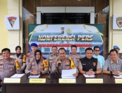 Kapolres Bangka Tengah Pimpin Konferensi Pers Akhir Tahun 2024 