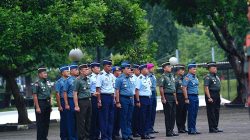 Mabes TNI Gelar Upacara Bendera 17-an, Asops Panglima TNI Tekankan Kesiapsiagaan dan Profesionalisme