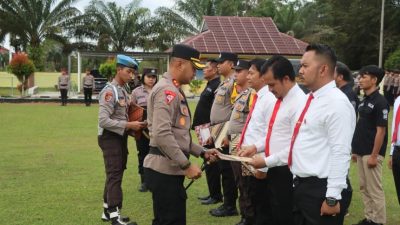 Upacara Hari Kesadaran Nasional, Kapolres Bangka Tengah Tegaskan Profesionalisme Personel Polri