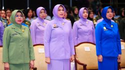 Ketua Dharma Pertiwi Pimpin Apel Bersama Wanita TNI 2025