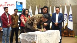 Silaturahmi Alumni Trisakti Diwarnai Kerjasama Strategis Dengan Garuda dan KAI