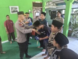 Jelang Hari Raya Kurban,Kapolda Babel Silaturahmi dan Berbagi Al-Quran