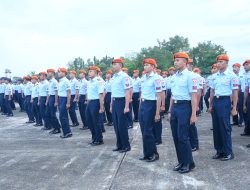 Lanud Hasanuddin Peringati Harkitnas ke-117 di Apron Baseops